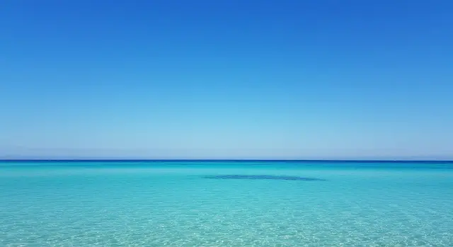 color-preference-blue-sky-water-1
